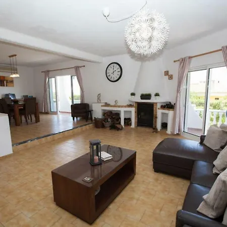 Сasa de vacaciones Casa Cerigo *